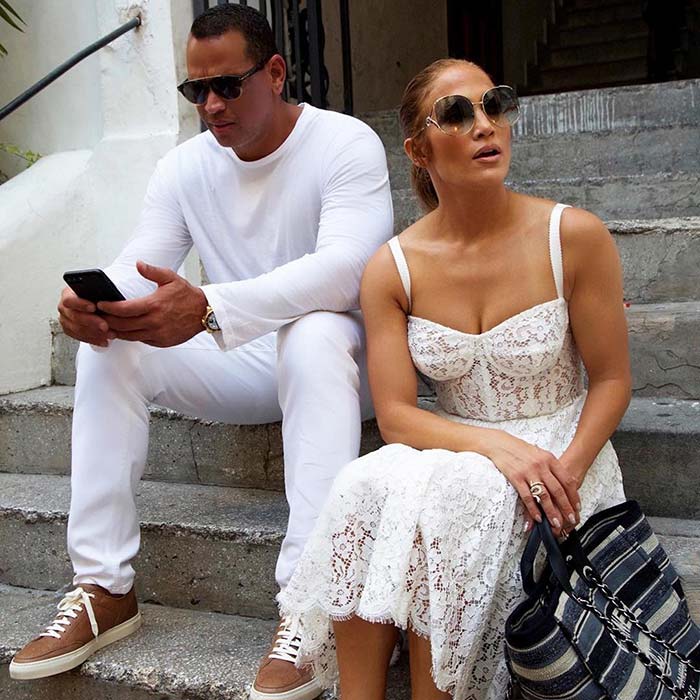 Jennifer Lopez White Dolce & Gabbana Lace Dress-Capri 2018